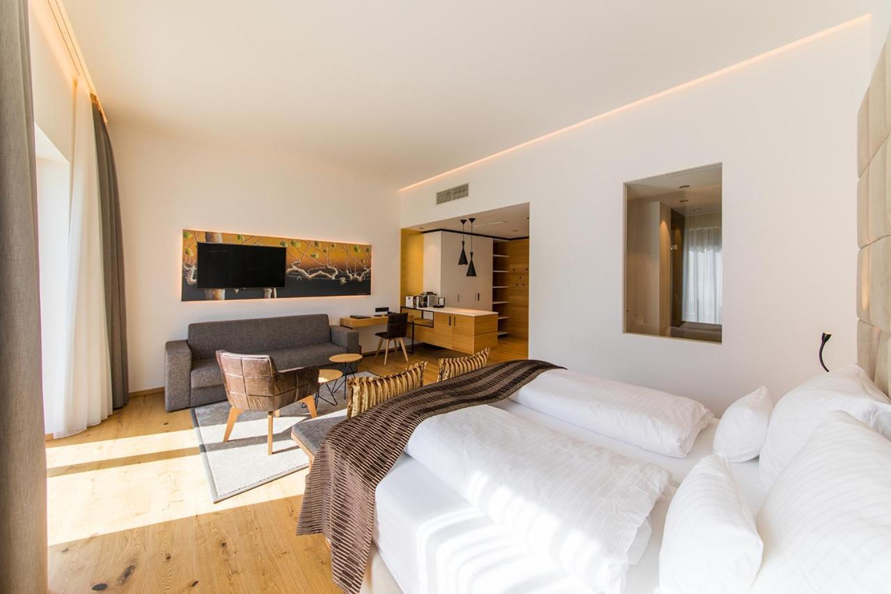 Hotel Klinglhuber كريمس ان دير دوناو المظهر الخارجي الصورة